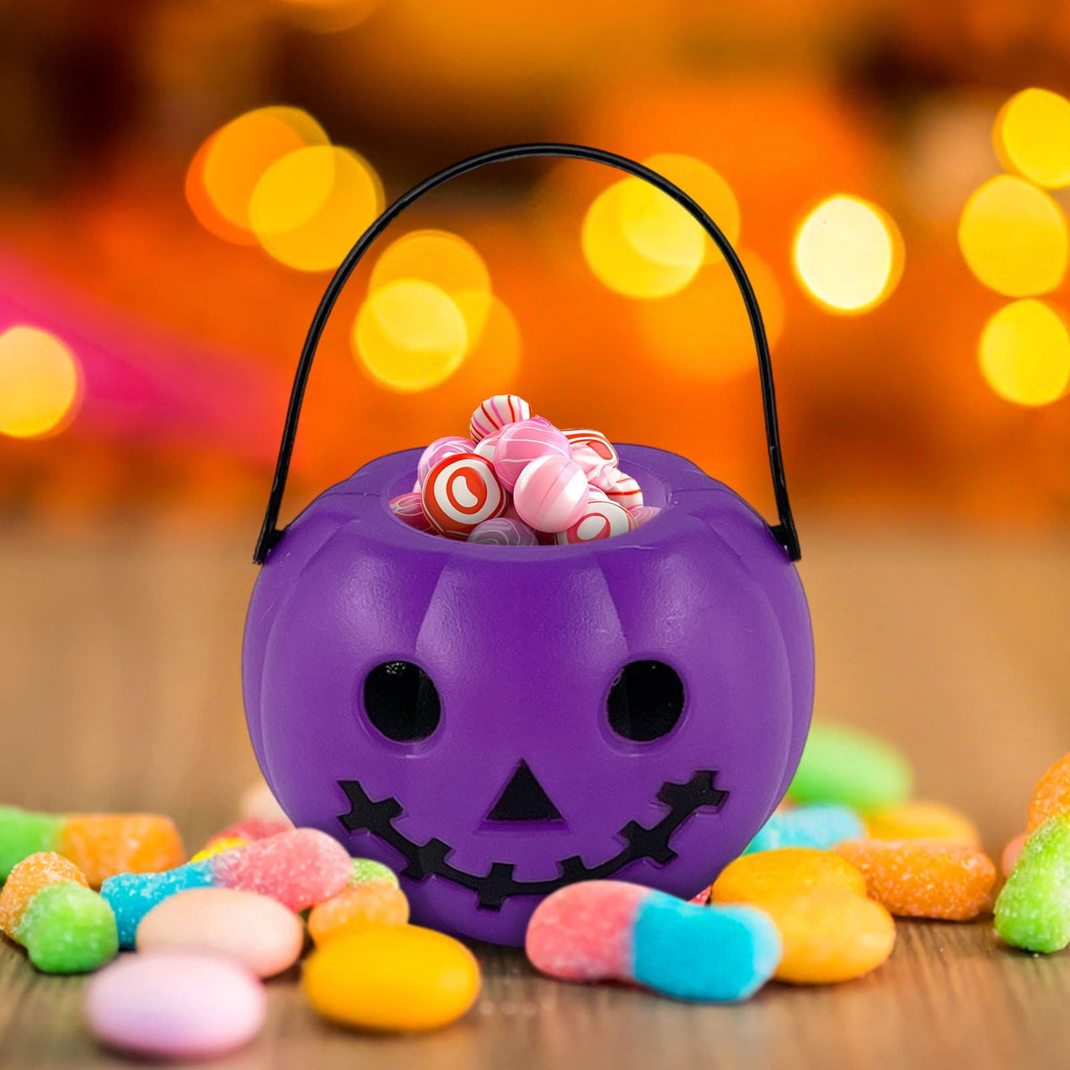 Kyusrd Trick or Treat Halloween Lantern Pumpkin Decoration Lighted Table Centerpieces Ornaments Spooky Pumpkin Prop Decor Decorative Wedding Candy Bowl Organizer Canisters