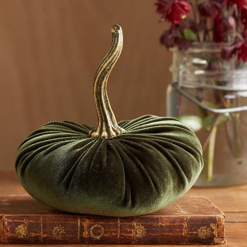 Large Fake Handmade Green Velvet Pumpkins Artificial Fall Harvest Halloween Decoration for Home Kitchen Farmhouse Thanksgiving Wedding Festival