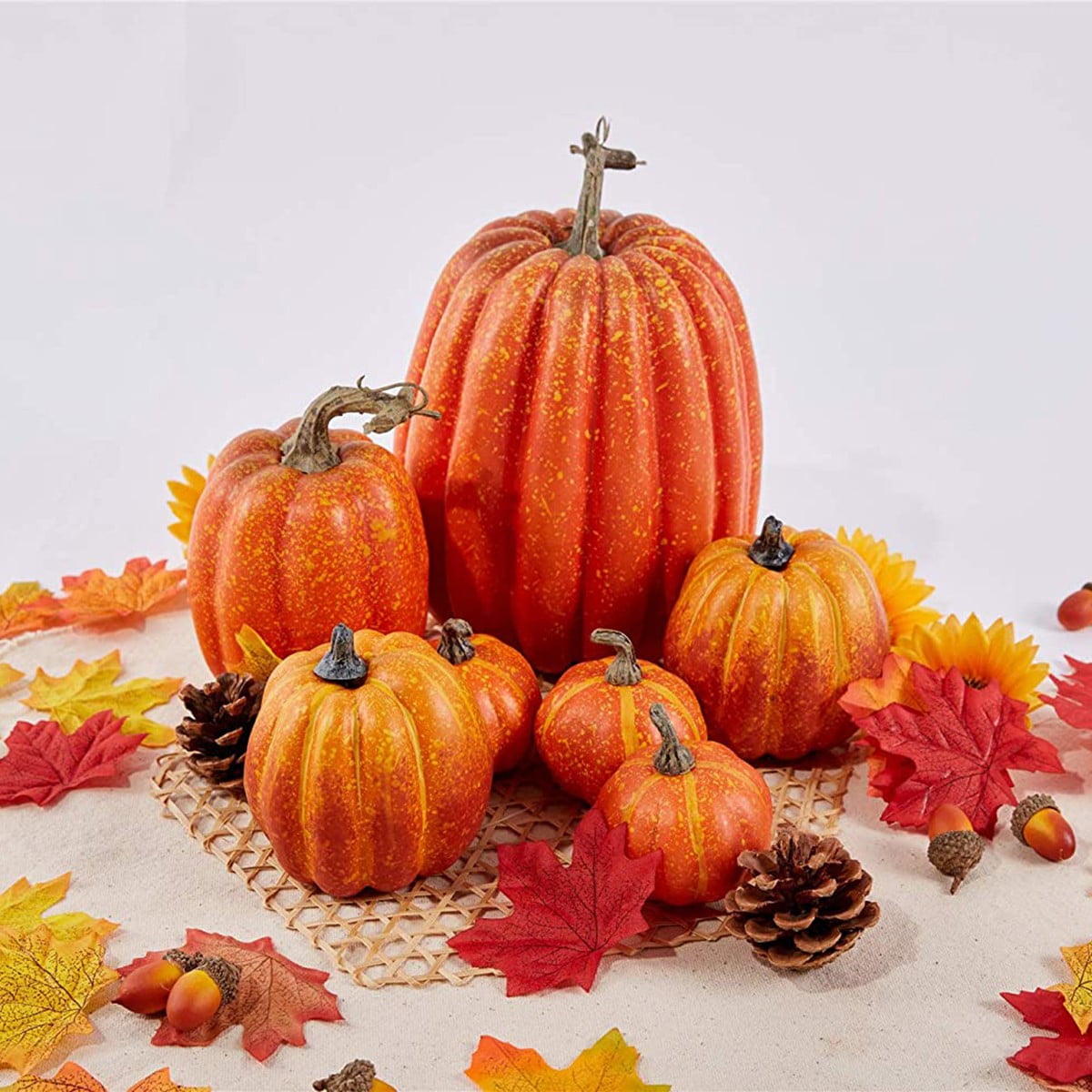 7 Pcs Assorted Size Artificial Pumpkin Set, Realistic Foam Pumpkin Decorations for Halloween Fall Harvest Decor, Thanksgiving Table Decor Centerpiece, Farmhouse Seasonal Home Decor and Party Display